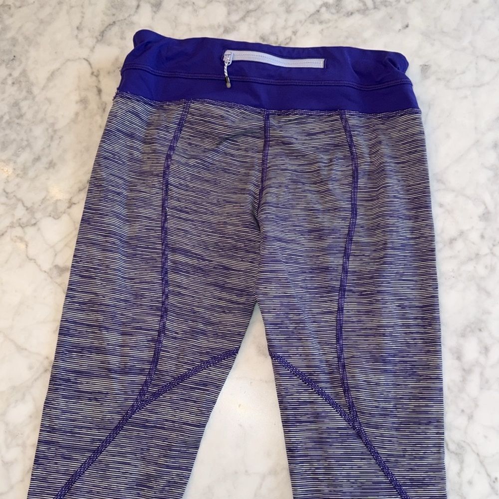 LULULEMON PURPLE STRIPE CROP 4 - Picture 6 of 8